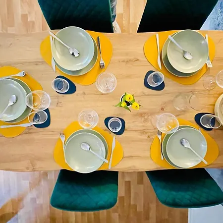 Fewozauber - Dom Suite, Zentral, 7 Pers, 4 Zimmer, Design, Family, Haustier *