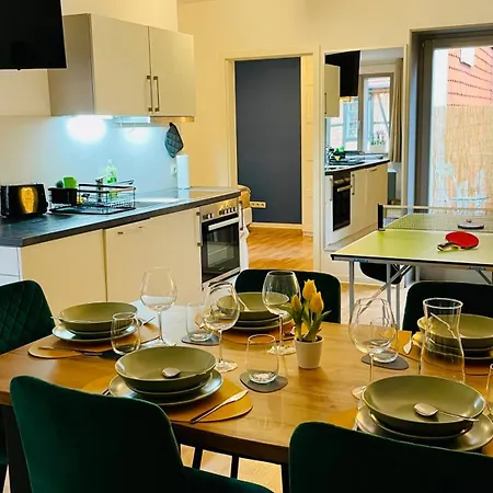 Apartment Fewozauber - Dom Suite, Zentral, 7 Pers, 4 Zimmer, Design, Family, Haustier Schwerin (Mecklenburg-Vorpommern)