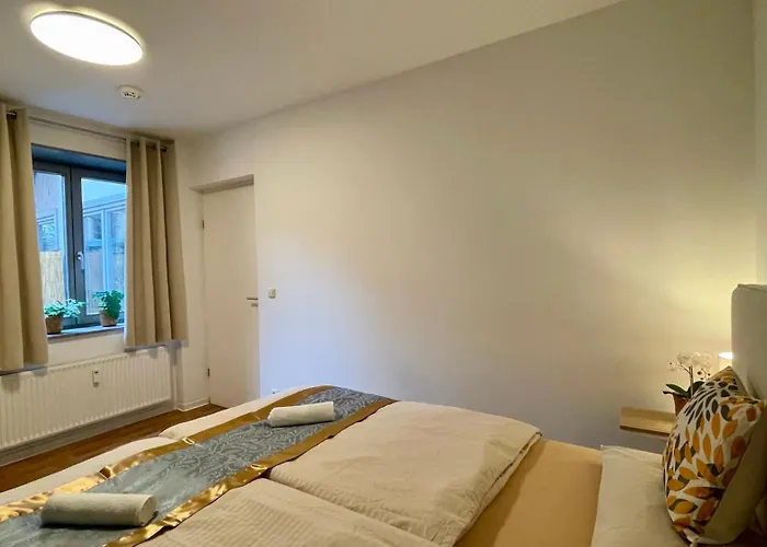 Fewozauber - Dom Suite, Zentral, 7 Pers, 4 Zimmer, Design, Family, Haustier Schwerin (Mecklenburg-Vorpommern)